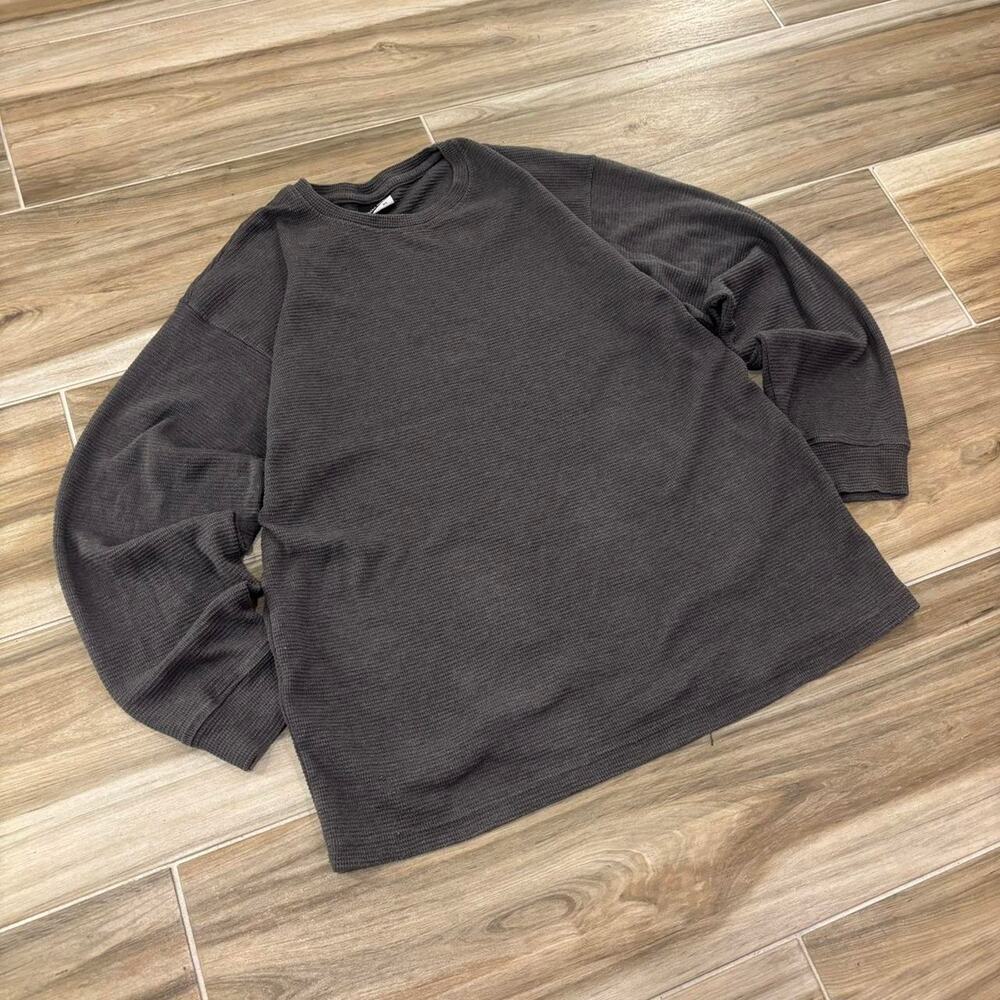 Vintage y2k Henley Style Waffle Knit Sweater